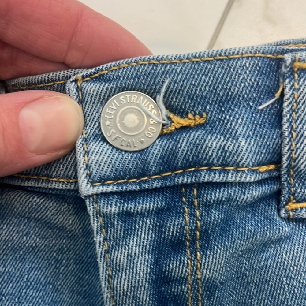 Levi’s youth Blue Denim Shorts - Picture 5 of 8